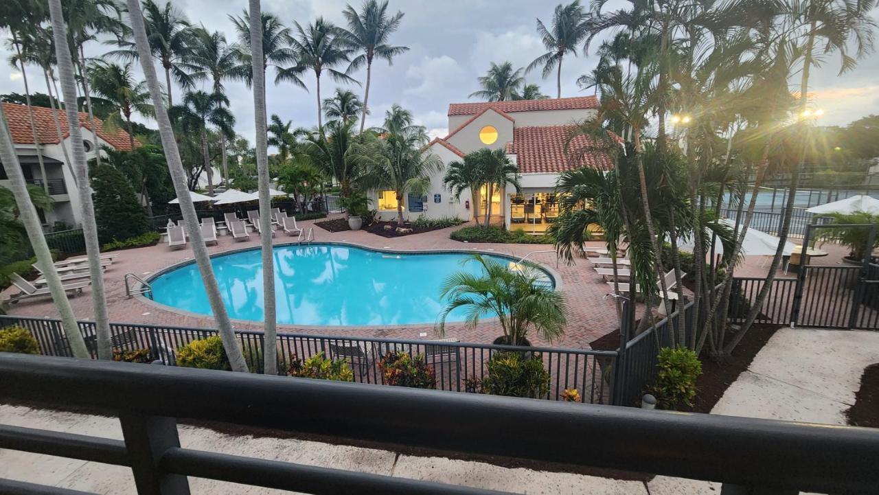 Dharma Home Suites Dania Beach At Sheridan Ocean Club Luaran gambar