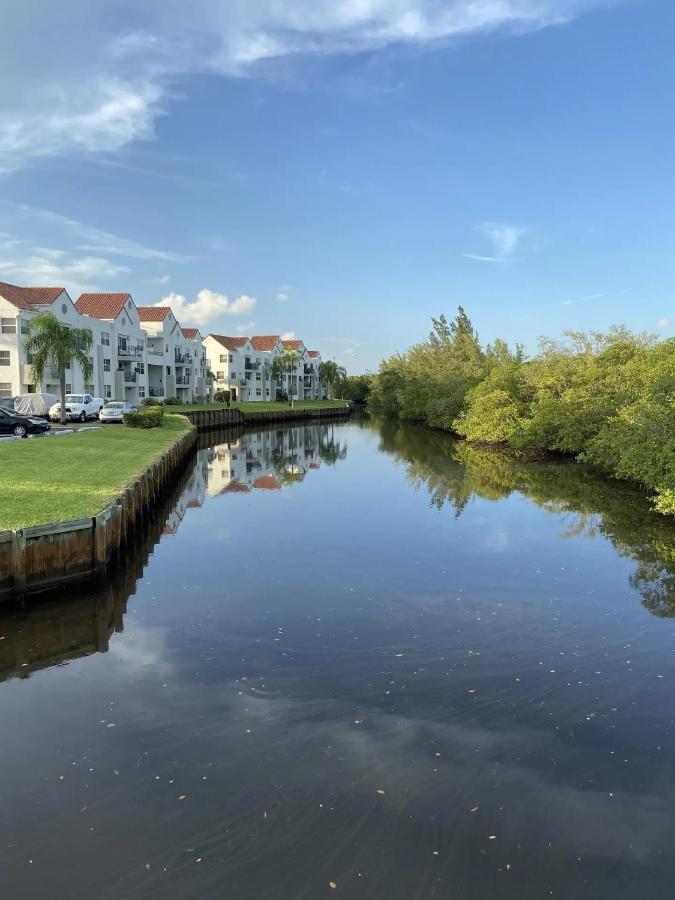 Dharma Home Suites Dania Beach At Sheridan Ocean Club Luaran gambar