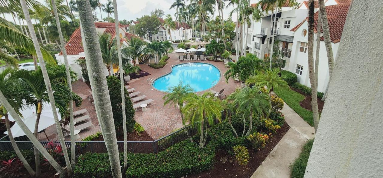 Dharma Home Suites Dania Beach At Sheridan Ocean Club Luaran gambar
